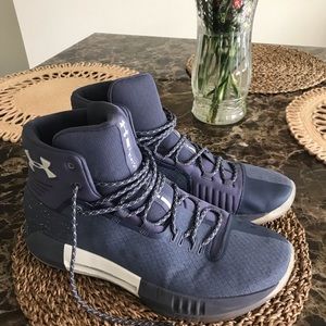 Under Armor basketball shoes (10)